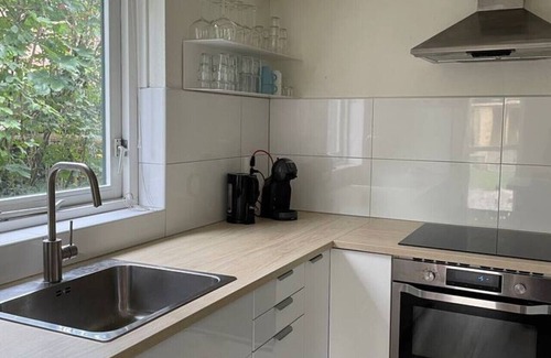 Ewijk Apartment | Zonnige luxe bungalow met grote tuin
