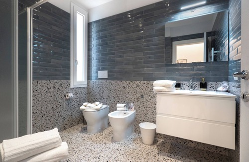 Marina Centro Bed & Breakfast | Zuara9room RIMNI Bed&Breakfast