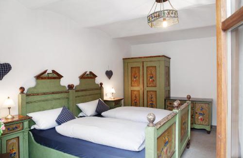 Garmisch-Partenkirchen Apartment | Zum Schnitzer Franzl