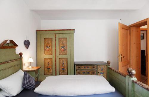 Garmisch-Partenkirchen Apartment | Zum Schnitzer Franzl