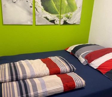 Neu-Kurenz Apartment | Zwei Zimmer Appartment mit Balkon und Stellplatz voll möbliert