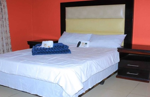 Thohoyandou House | Zwizwo Guest House