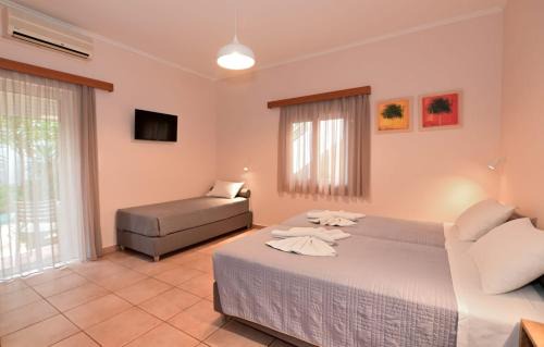 Palaiochora Apartment | Zygos Studios
