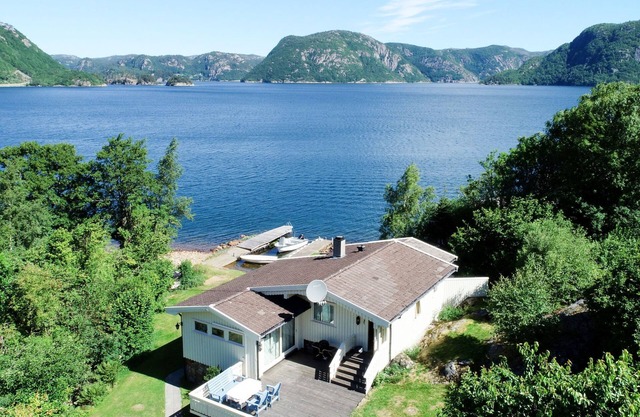 Åptafjorden by Interhome