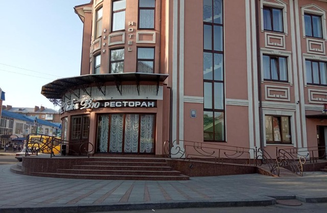 готель ДежаВю