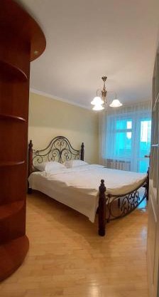 Трикімнатна Карпенка біля Порт-Сіті