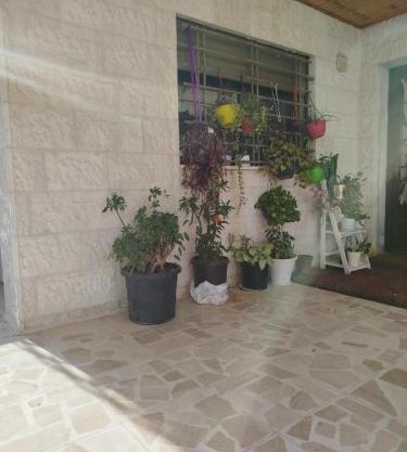 استوديو مفروش بعرجان بالقرب من مستشفى الاستقلال والخدماتAmman panorama studio