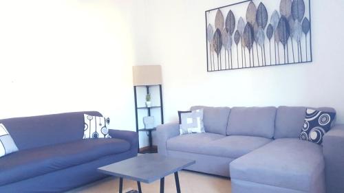 ᑢᗩSᗩ ᘻᗩᖴᗩᒪᗪᗩ zona stazione - centro con parcheggio interno