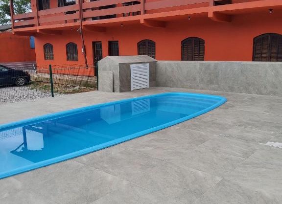 0001.12 - Maranduba - Kitnet Térreo -5 Pessoas - 2 Quadras Do Mar - Piscina - Wi-Fi