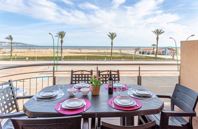 0086-BLAUCEL Apartment with seaview