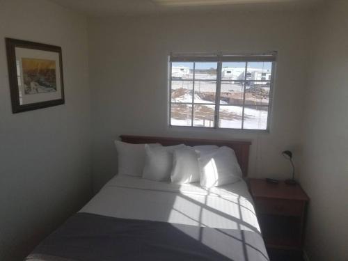 012A Affordable Getaway near South Rim Sleeps 2