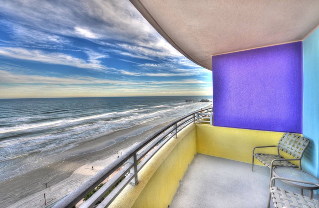 1/1 Ocean Walk Resort