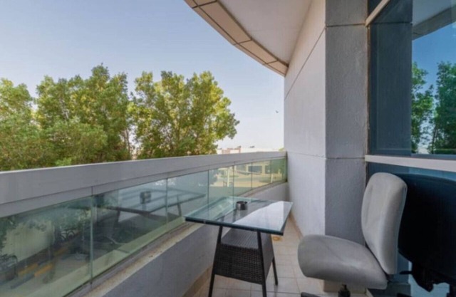 1 Bed Modern in Axis Residence 8