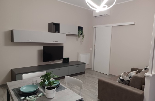 1 Bedroom Apartment in Cernusco sul Naviglio
