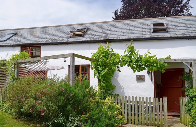 1 bedroom accommodation in Fluxton, near Ottery St Mary