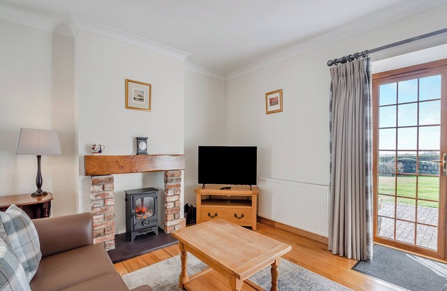 1 bedroom accommodation in Chwilog, near Pwllheli