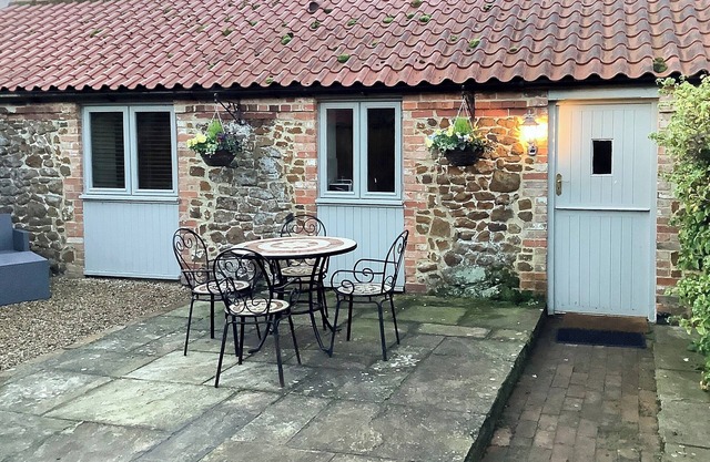 1 bedroom accommodation in Ingoldisthorpe, near Hunstanton