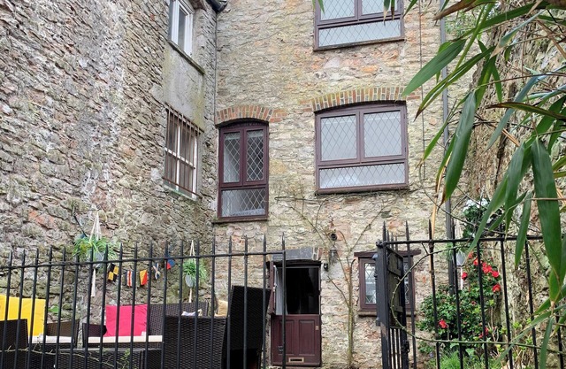 1 bedroom accommodation in Barbican, Plymouth
