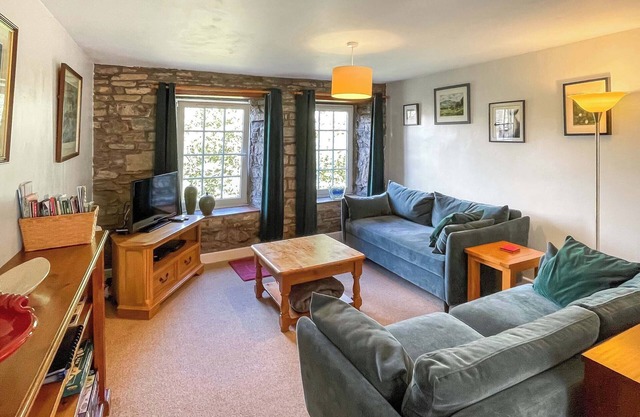 1 bedroom accommodation in West Burton, near Leyburn