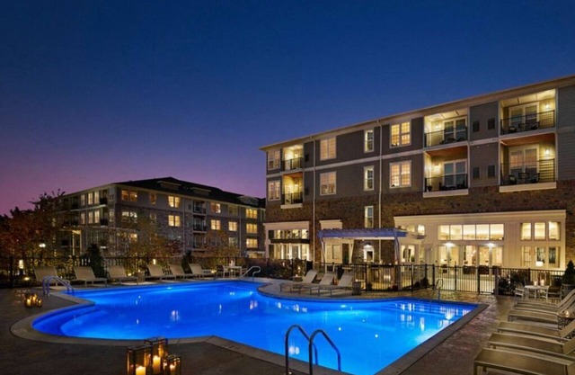 1-Bedroom Apartment - 7-day min. - Background check/Lease Required