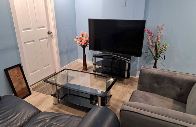 1 bedroom suite