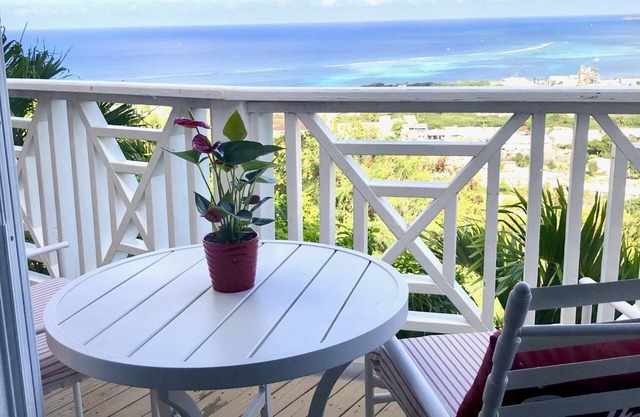 1 Br. "Sky View Suite" with private terrace