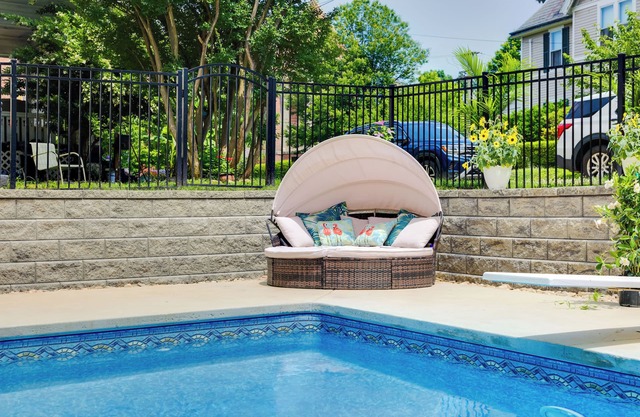 1 Mi to Downtown Lynchburg: Cozy Apt w/Pool