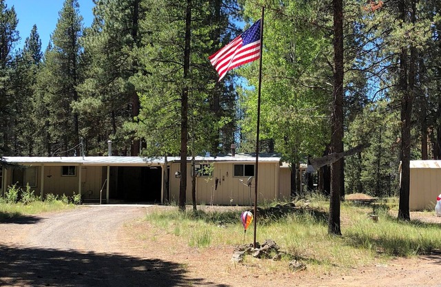 10 Acres of privacy near Sunriver