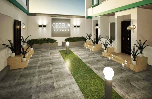 10 minutes to the beach! Luxurious condo hotel at an affordable price.