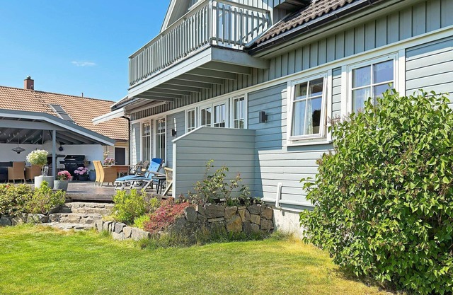 10 person holiday home in SOGNE