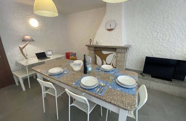 100 MT beach with WIFI and AIR CONDITIONING
