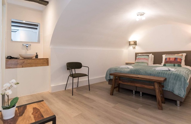 1001 Nights Boutique Lofts 7