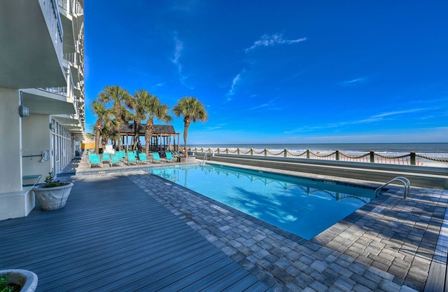 1009 Waters Edge Resort 1 Bedroom Condo by RedAwning