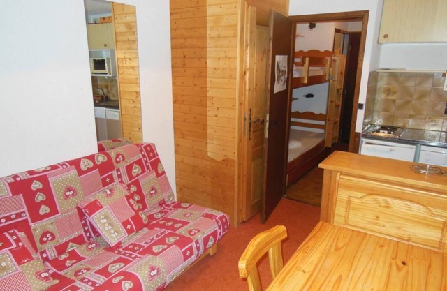 100m from ski slopes, 1st floor, view village, balcony, tv, 21m², Champagny-en-Vanoise