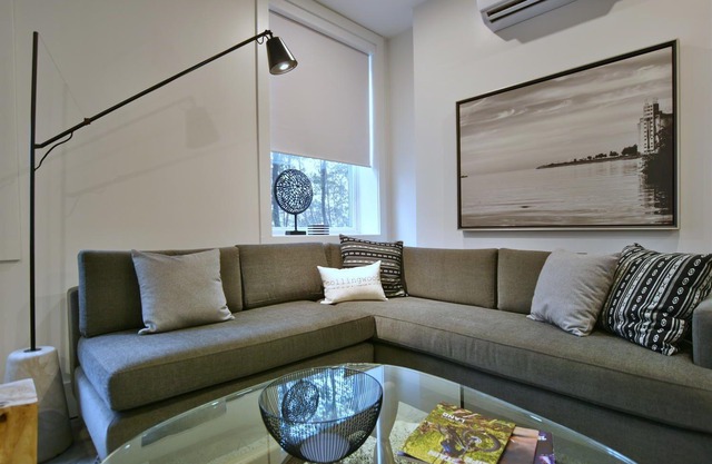 101, 2 bedroom - Downtown Collingwood, Luxury Boutique Hotel.