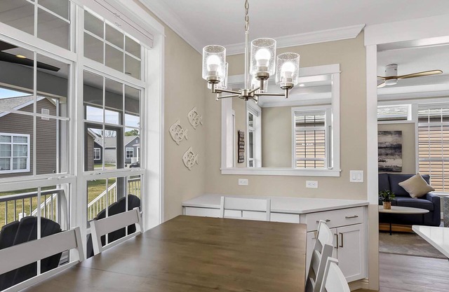 10850 E Bayshore Road 42