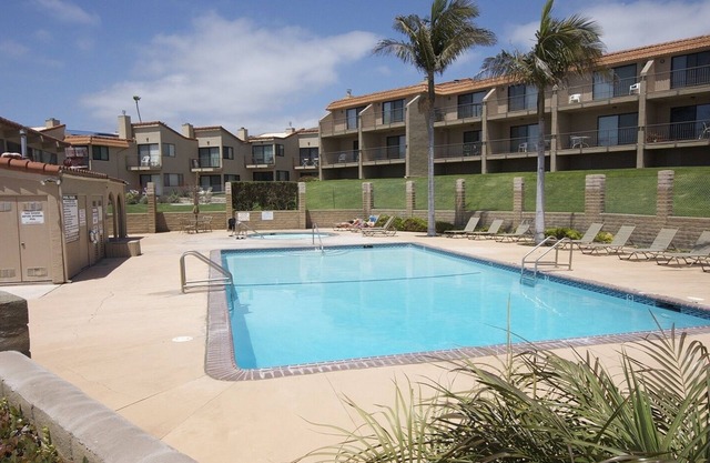 109 Pismo Shores: 3 BR, 2.5 BA Condominium in Pismo Beach, Sleeps 8