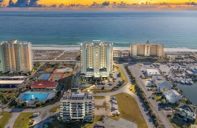 10th Floor Sweeping Views of the Gulf. Steps from Beach Access.