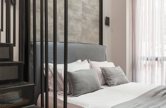 11 Enteka Acropolis Suites