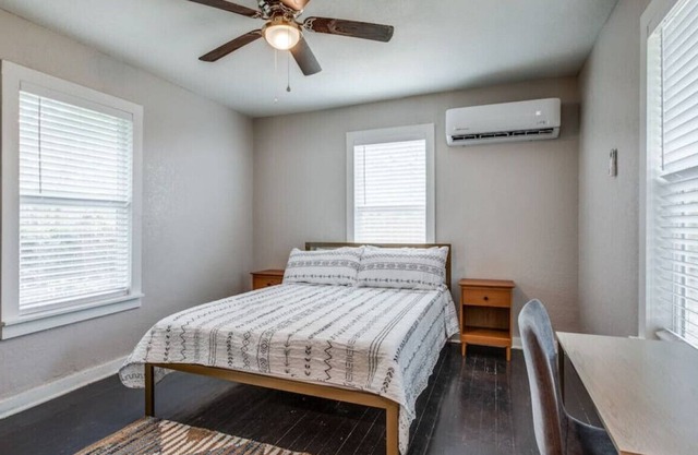 1108B · Cozy 1 BR Dignowity Hill - 2 Min to Downtown