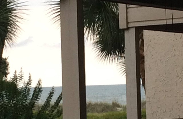 111 Seaside Villa Right On The Beach