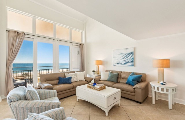 1134 Beach Walker - Hosted by Moore AI Rentals
