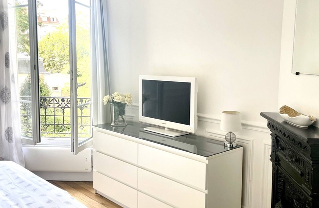 12 minutes from Stade de France/15 minutes from Paris Gare du Nord