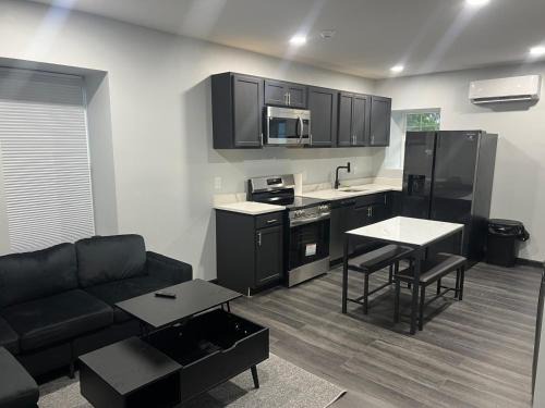 1368 Central Ave APT#1