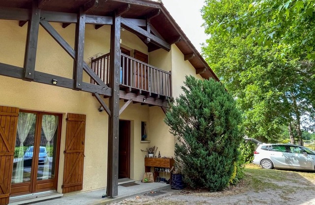 139 - Large house for 8 people