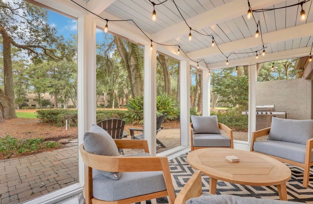 145 Harbourwood: Updated villa in Sea Pines Resort on Hilton Head Island, ideal for golf lovers!