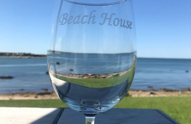 15% discount for a 6 bedroom Capehouse on the beach!nWeek of June 21-28, 2025!