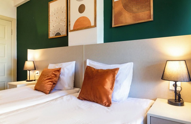 156 Hotel Residence