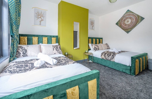 15w Setup for Your Most Amazing & Relaxed Stay + Free Parking + Free Fast Wifi