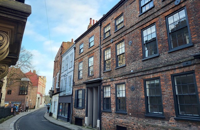 16 Castlegate, YORK - Four Bedroom House, Sleeps 8